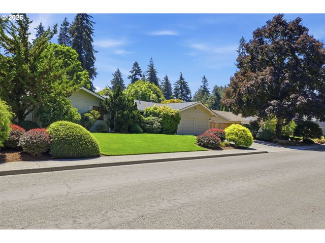 1761 RUSSET Dr, Eugene, OR 97401