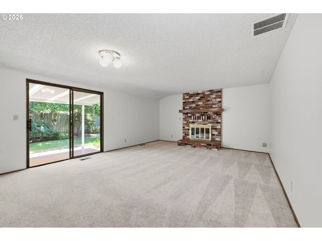 1761 RUSSET Dr, Eugene, OR 97401
