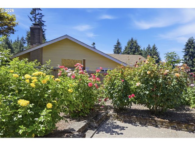 1761 RUSSET Dr, Eugene, OR 97401