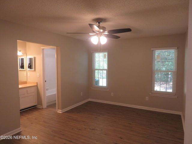 7728 PIKES PEAK Drive, Jacksonville, FL 32244