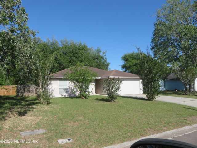 7728 PIKES PEAK Drive, Jacksonville, FL 32244