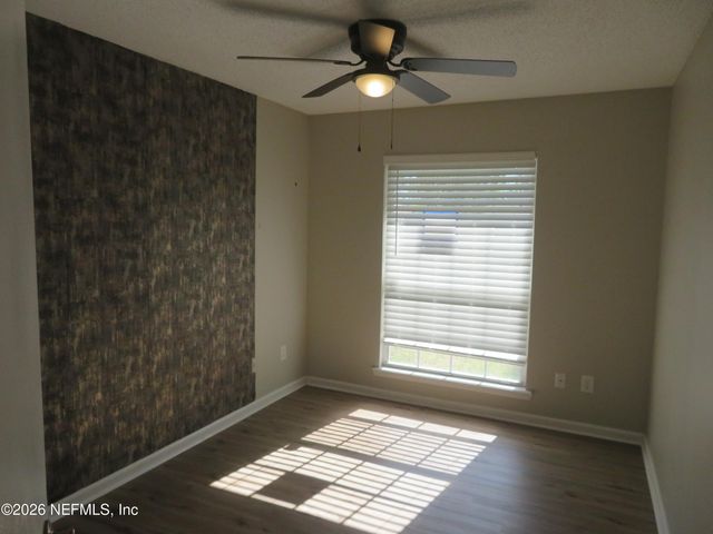 7728 PIKES PEAK Drive, Jacksonville, FL 32244