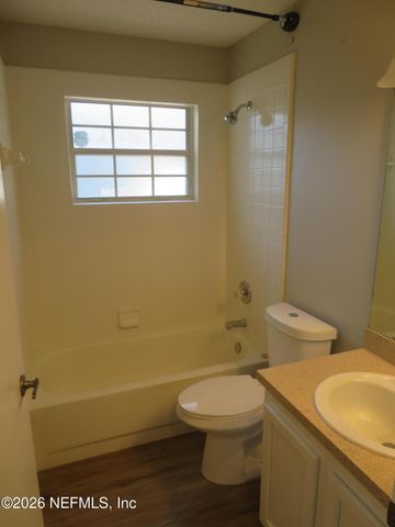7728 PIKES PEAK Drive, Jacksonville, FL 32244