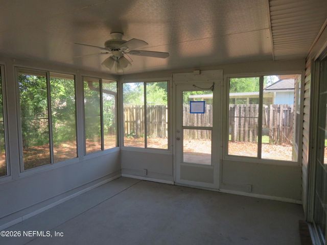 7728 PIKES PEAK Drive, Jacksonville, FL 32244