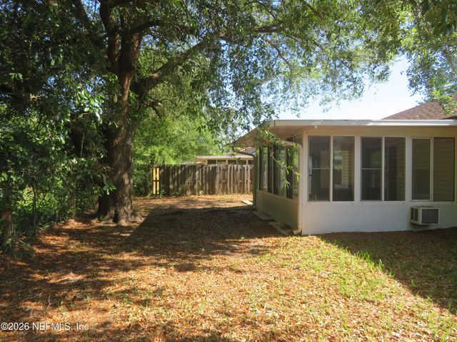 7728 PIKES PEAK Drive, Jacksonville, FL 32244