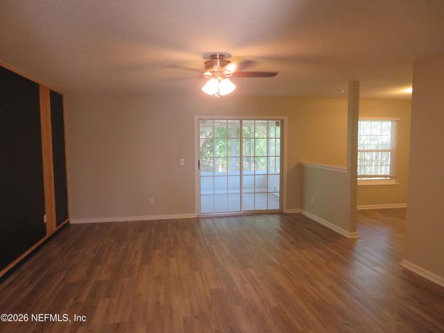 7728 PIKES PEAK Drive, Jacksonville, FL 32244