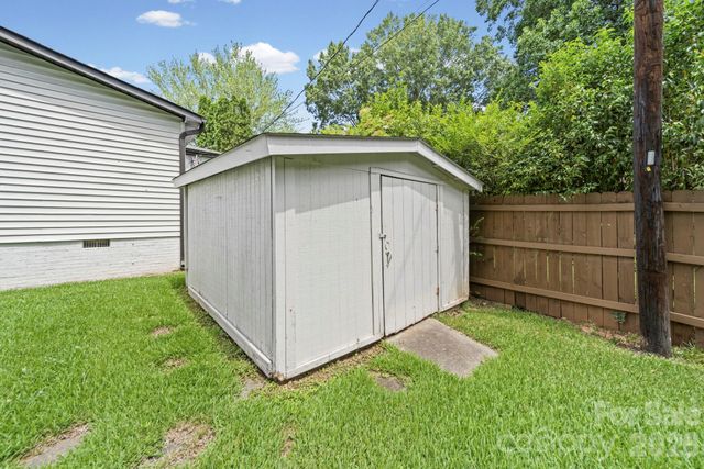 4919 Seacroft Road, Charlotte, NC 28210