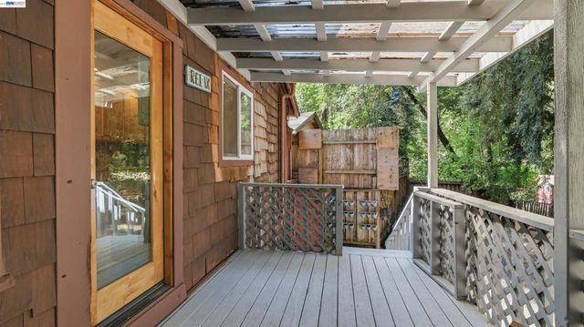 15765 Kings Creek Rd, Boulder Creek, CA 95006