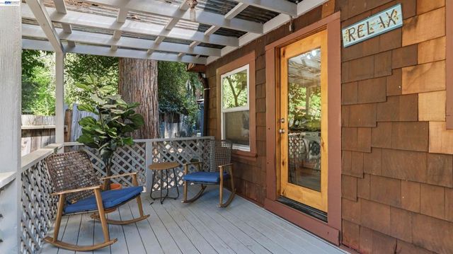 15765 Kings Creek Rd, Boulder Creek, CA 95006