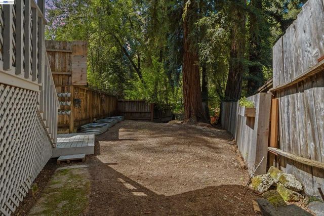 15765 Kings Creek Rd, Boulder Creek, CA 95006