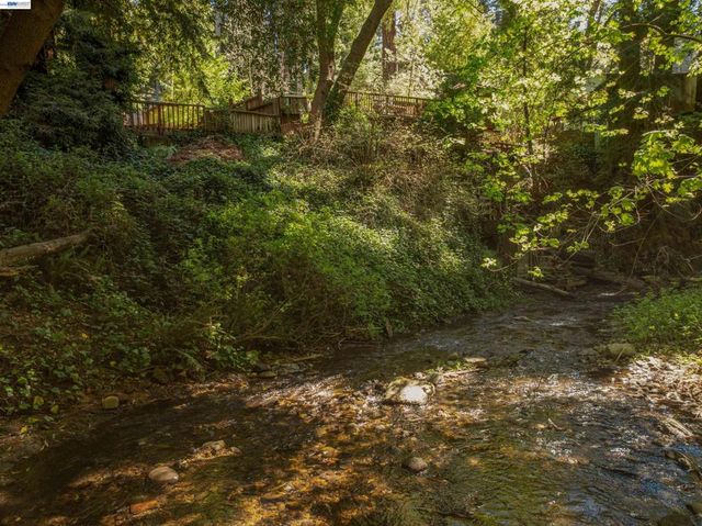 15765 Kings Creek Rd, Boulder Creek, CA 95006