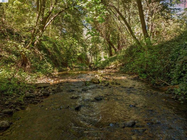 15765 Kings Creek Rd, Boulder Creek, CA 95006