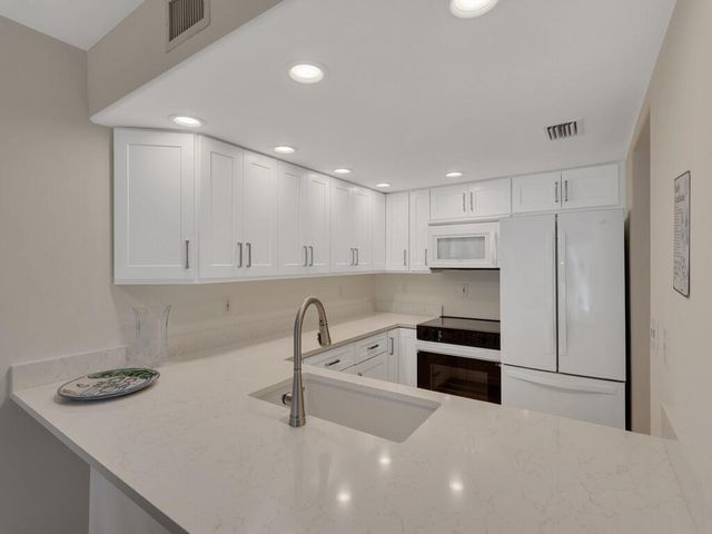 4150 Highway A1A 101, Vero Beach, FL 32963