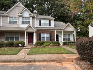 5375 Kimmerly Woods Drive 706, Charlotte, NC 28215