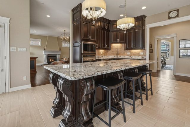 7216 Fawn Valley Drive, Schererville, IN 46375