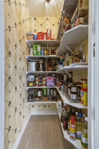 7216 Fawn Valley Drive, Schererville, IN 46375