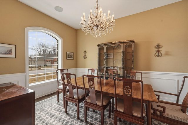 7216 Fawn Valley Drive, Schererville, IN 46375