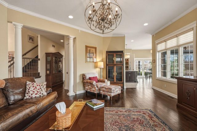 7216 Fawn Valley Drive, Schererville, IN 46375