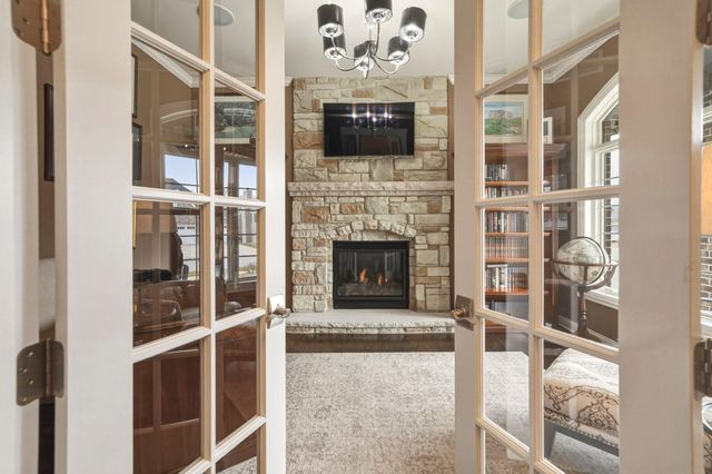 7216 Fawn Valley Drive, Schererville, IN 46375