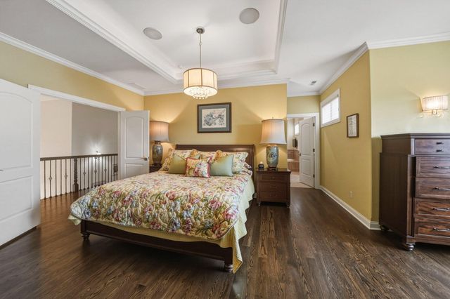 7216 Fawn Valley Drive, Schererville, IN 46375