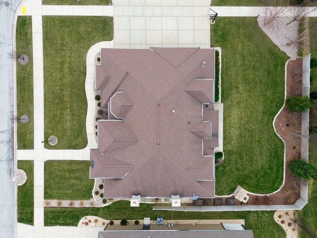 7216 Fawn Valley Drive, Schererville, IN 46375