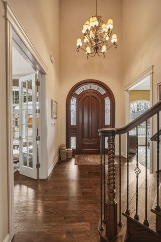 7216 Fawn Valley Drive, Schererville, IN 46375