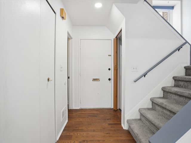 3184 Bolgos Circle, Ann Arbor, MI 48105