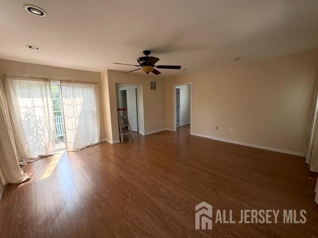 10 Park Square, Metuchen, NJ 08840
