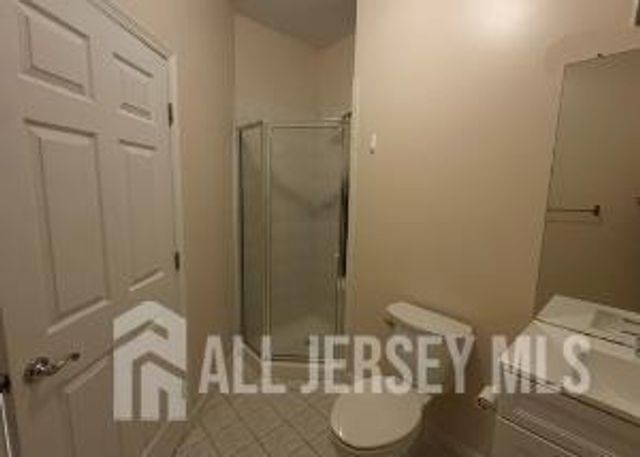 10 Park Square, Metuchen, NJ 08840