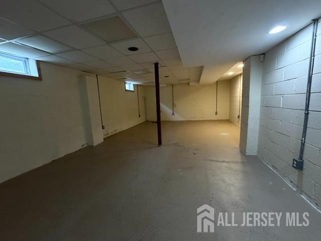 10 Park Square, Metuchen, NJ 08840