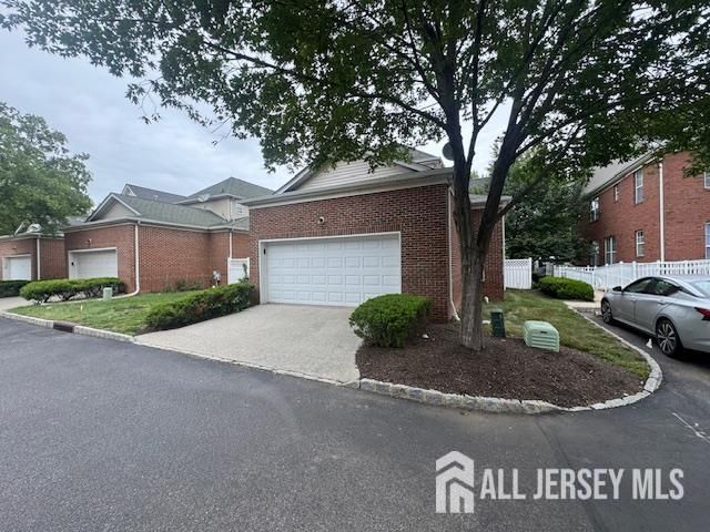10 Park Square, Metuchen, NJ 08840