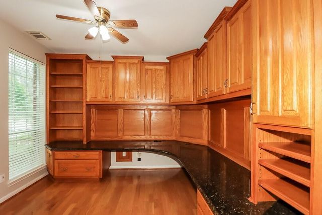 2534 Bridge Hampton Way, Sugar Land, TX 77479