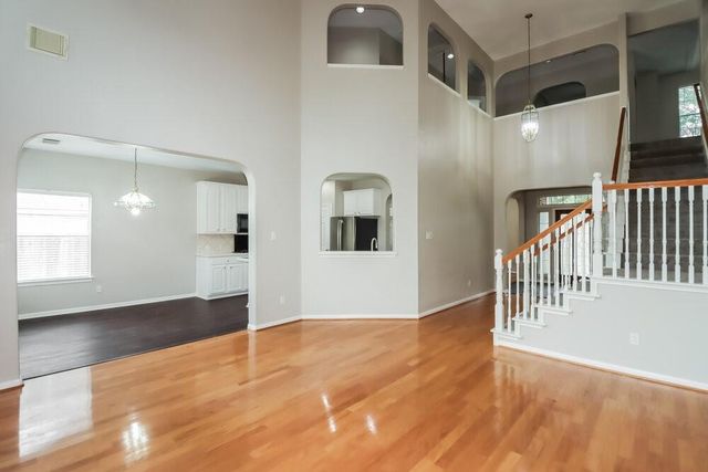 2534 Bridge Hampton Way, Sugar Land, TX 77479