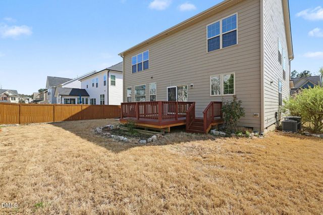 351 Gartrell Way 351, Cary, NC 27519