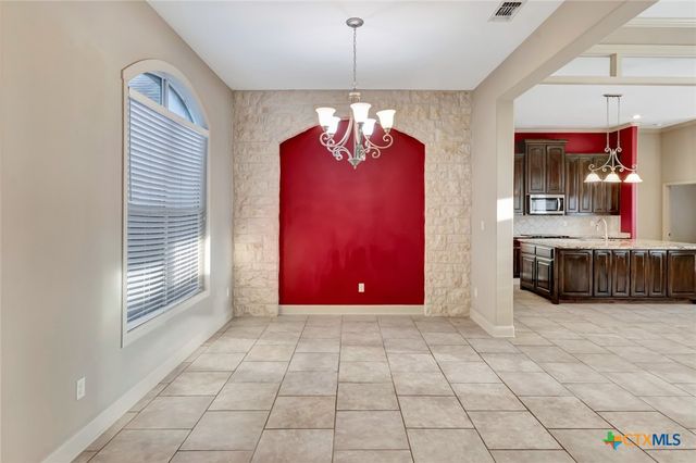 204 Auburn Hill, Victoria, TX 77904