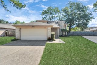 4743 Sabrina Drive Drive, Houston, TX 77066