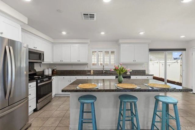 32097 Rambling Court, Winchester, CA 92596