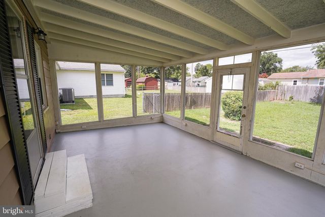 737 MAGNOLIA DR, Seaford, DE 19973