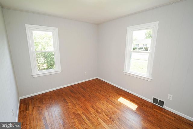 737 MAGNOLIA DR, Seaford, DE 19973