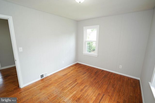 737 MAGNOLIA DR, Seaford, DE 19973