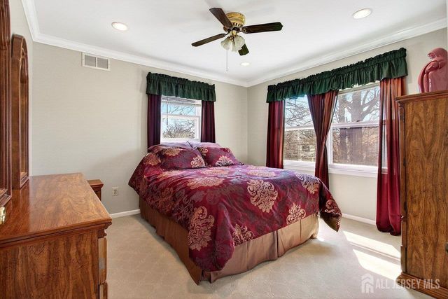 829 Cranbury Cross Road, North Brunswick, NJ 08902