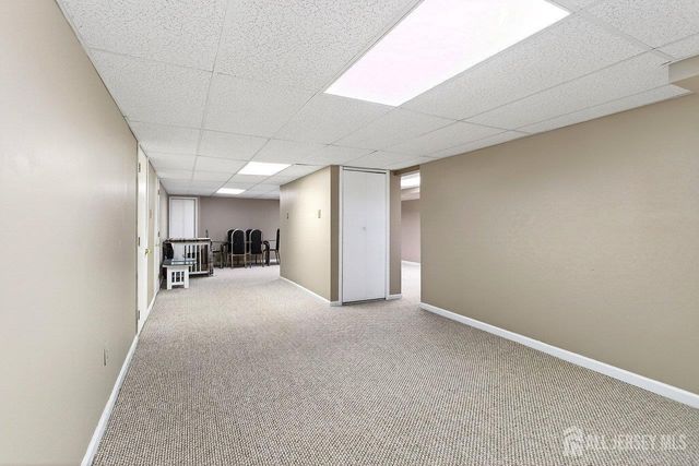 829 Cranbury Cross Road, North Brunswick, NJ 08902