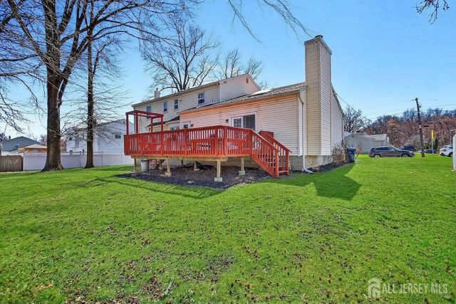 829 Cranbury Cross Road, North Brunswick, NJ 08902