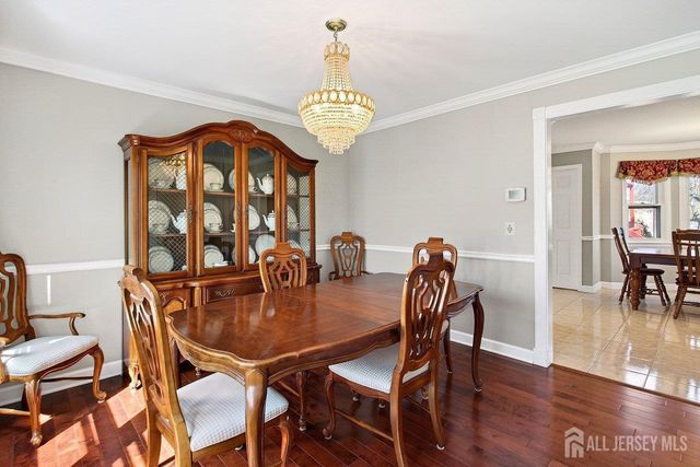 829 Cranbury Cross Road, North Brunswick, NJ 08902