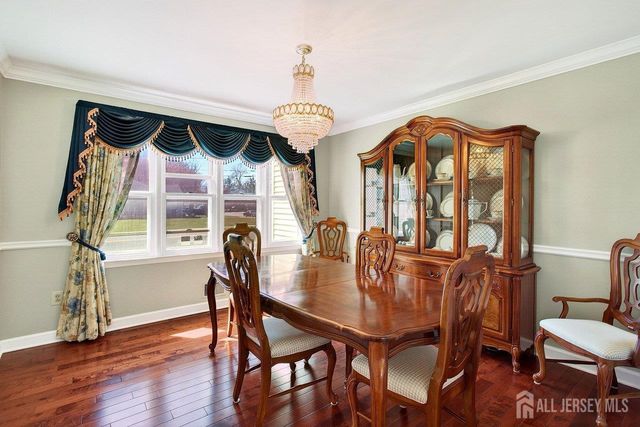 829 Cranbury Cross Road, North Brunswick, NJ 08902