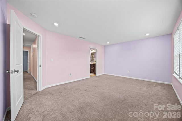 10210 Holly Park Drive, Charlotte, NC 28214