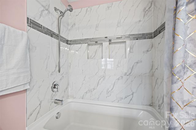 10210 Holly Park Drive, Charlotte, NC 28214