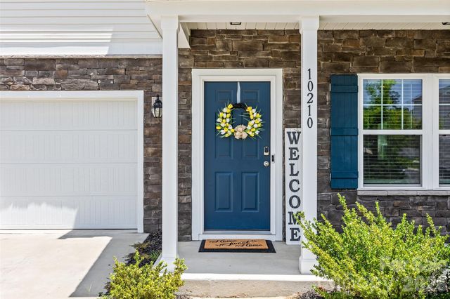 10210 Holly Park Drive, Charlotte, NC 28214