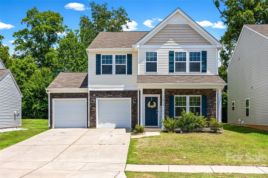 10210 Holly Park Drive, Charlotte, NC 28214