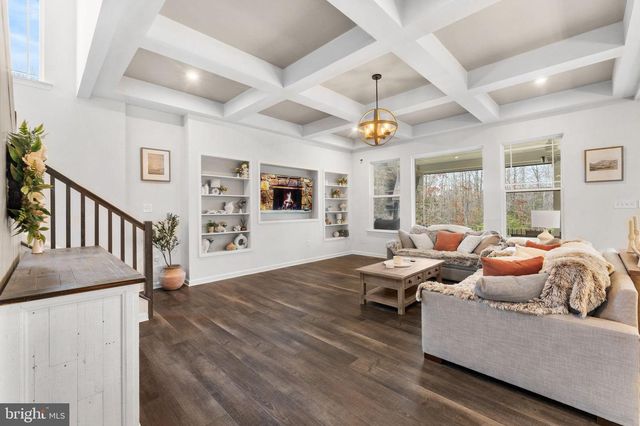 118 LOYD DR, Fredericksburg, VA 22406